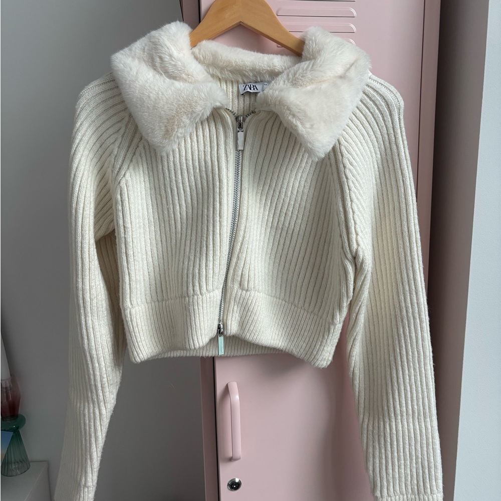 Zara Cream Ribbed Jacket with Faux Fur Collar